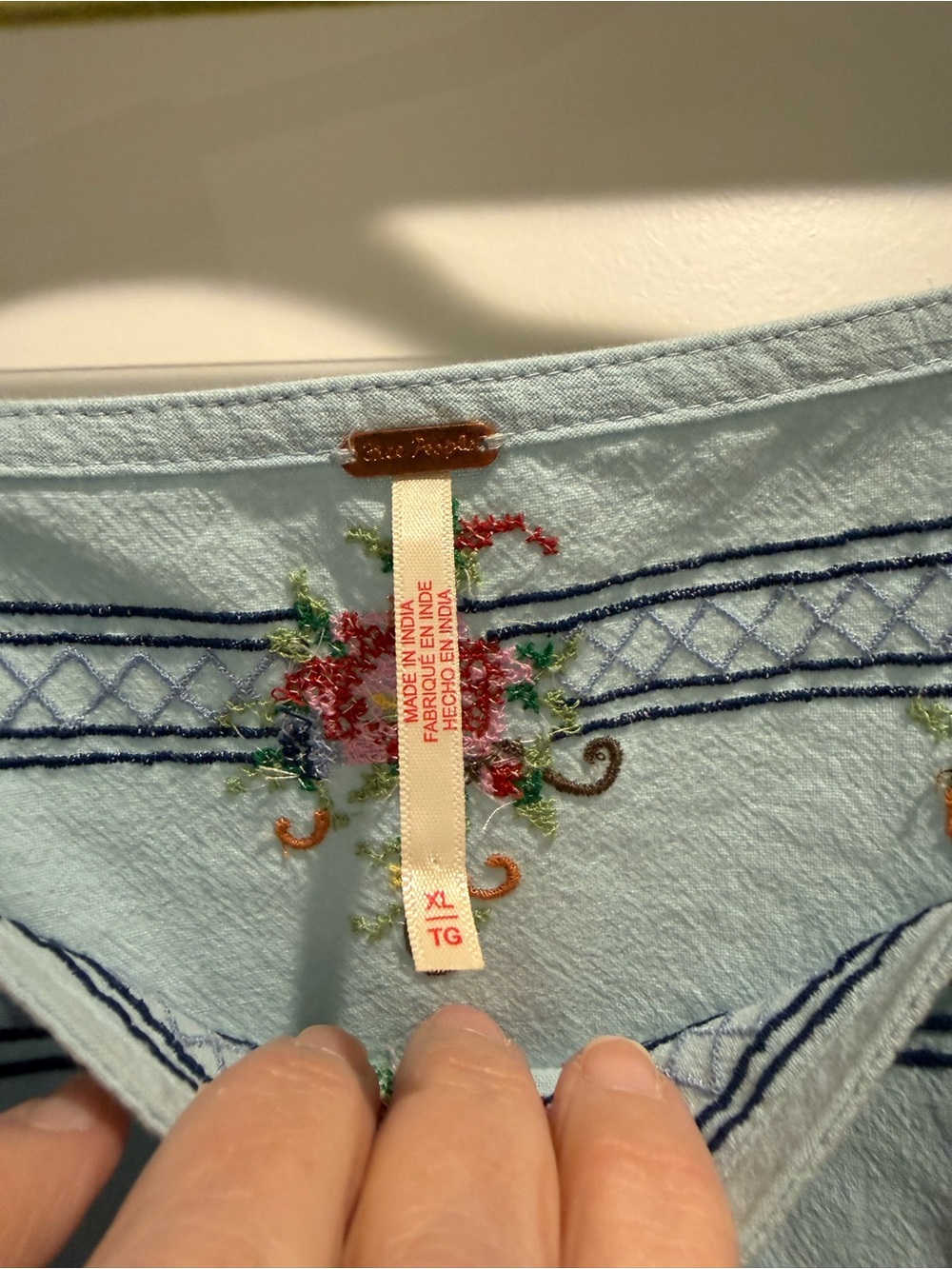 Free People Garden Wall Embroidered Crop Cotton Top XL - Picture 7 of 7